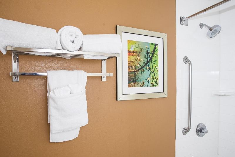 Fairfield Inn & Suites By Marriott Boston Milford image