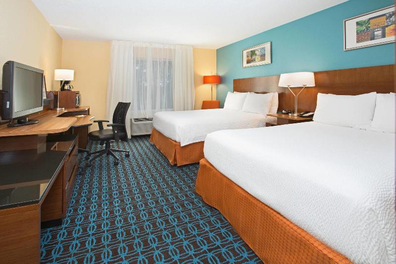 Fairfield Inn & Suites By Marriott Boston Milford image