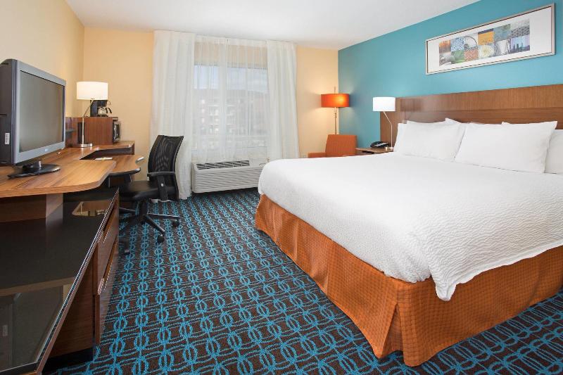 Fairfield Inn & Suites By Marriott Boston Milford image