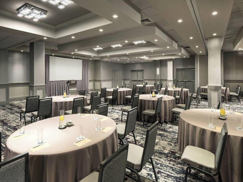 Renaissance Boston Patriot Place Hotel image