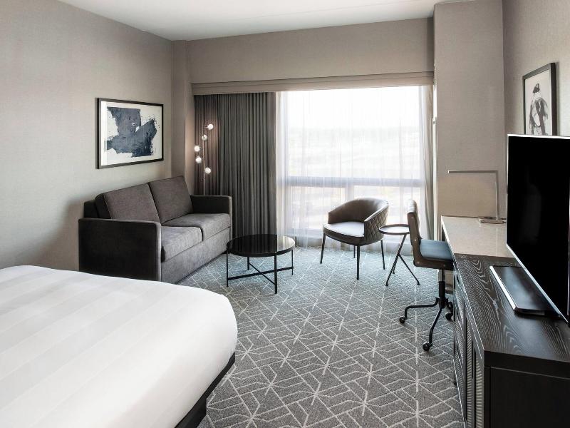 Renaissance Boston Patriot Place Hotel image