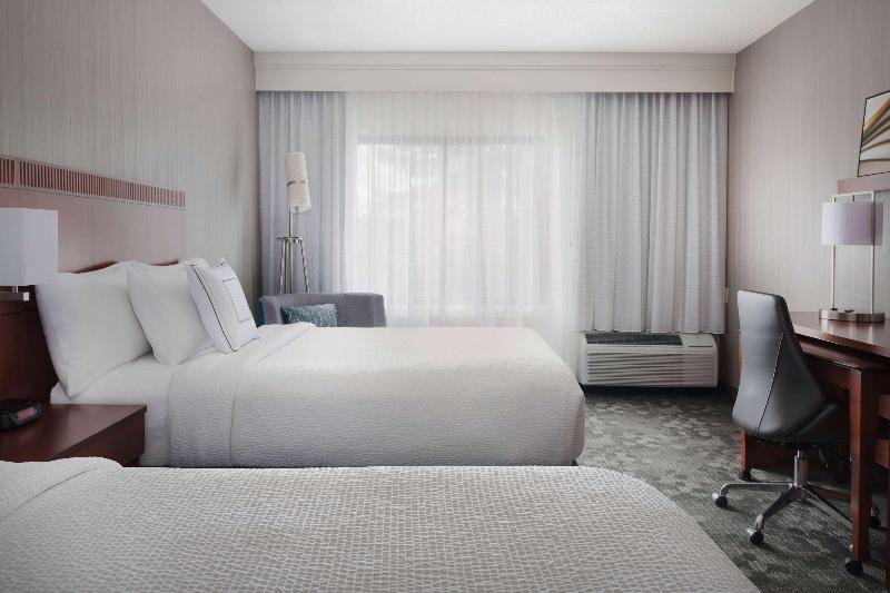 Sonesta Select Boston Stoughton image