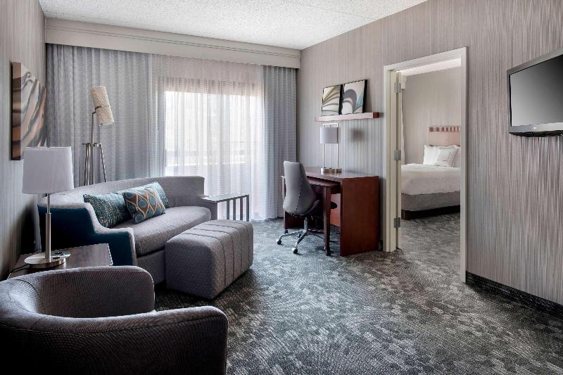 Sonesta Select Boston Stoughton image