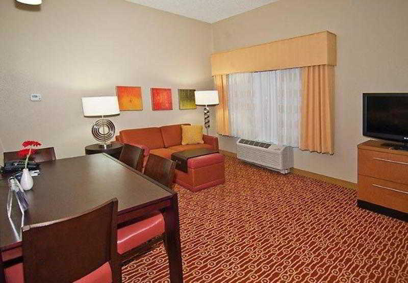 TownePlace Suites Baton Rouge Gonzales image
