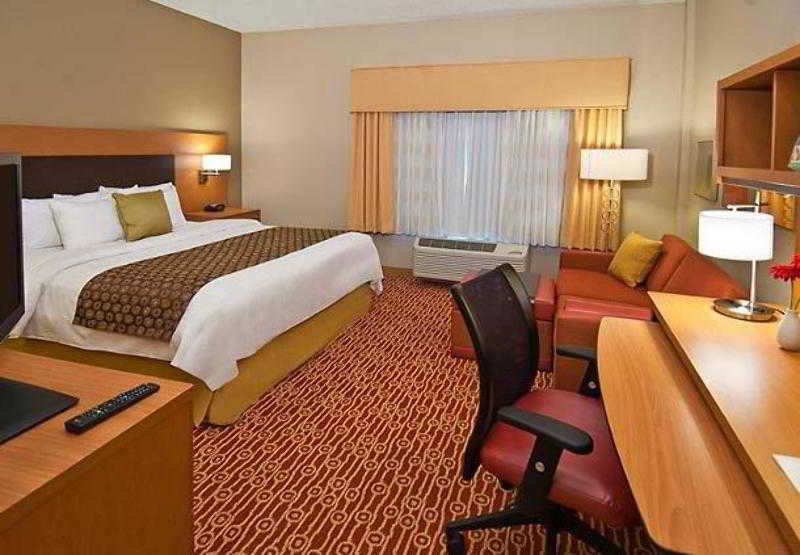 TownePlace Suites Baton Rouge Gonzales image