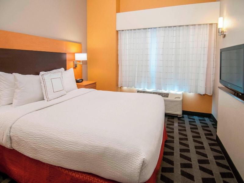 TownePlace Suites Baton Rouge Gonzales image