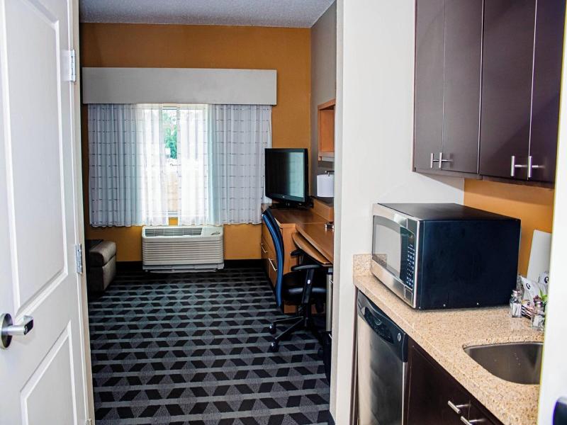 TownePlace Suites Baton Rouge Gonzales image