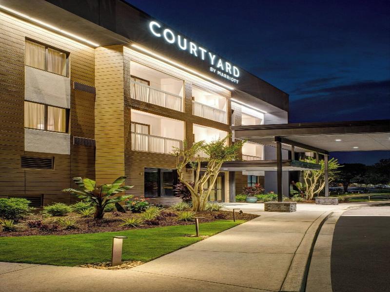 Courtyard Columbia Northeast/Fort Jackson Area