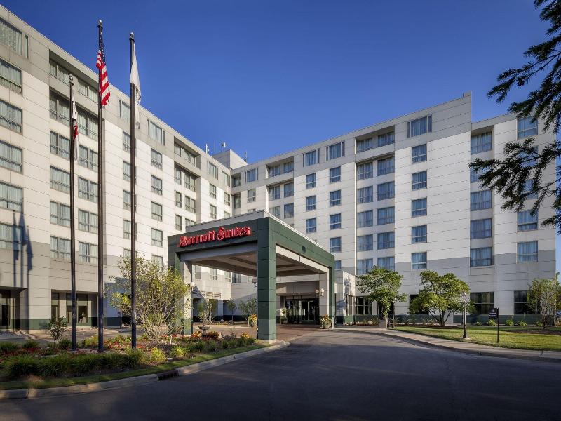 Chicago Marriott Suites Deerfield image