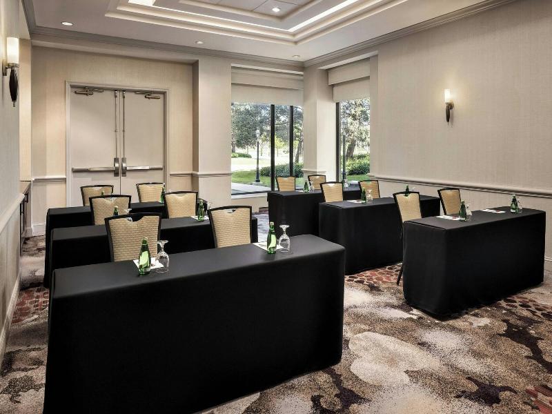 Chicago Marriott Suites Deerfield image