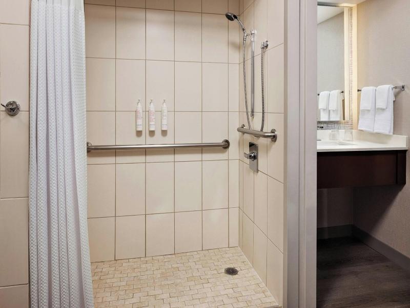 Chicago Marriott Suites Deerfield image