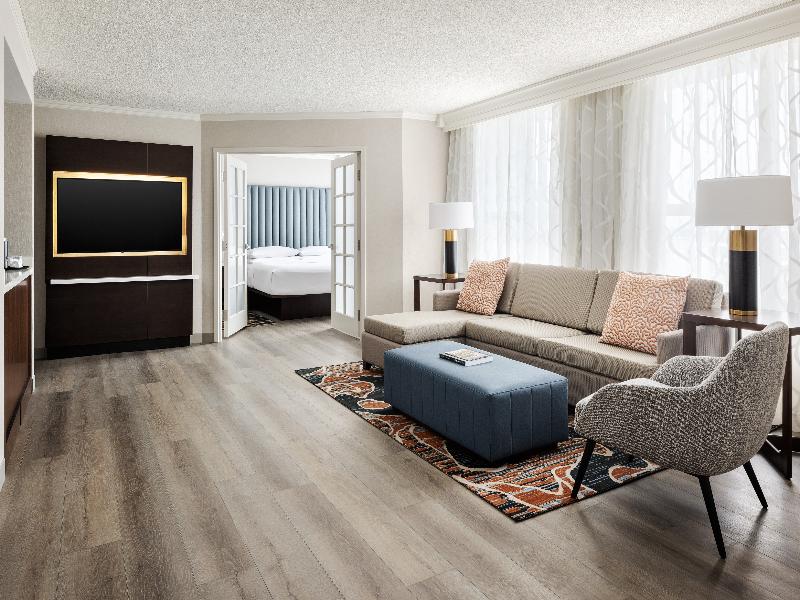 Chicago Marriott Suites Deerfield image
