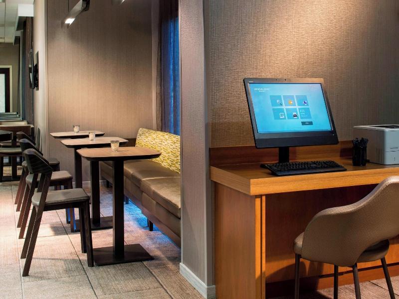 SpringHill Suites Chicago Lincolnshire image