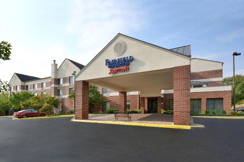 Fairfield Inn & Suites Charlottesville North image