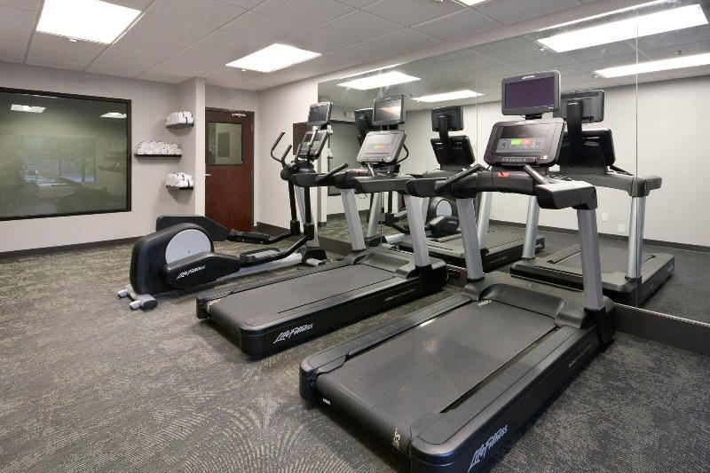 Fairfield Inn & Suites Charlottesville North image