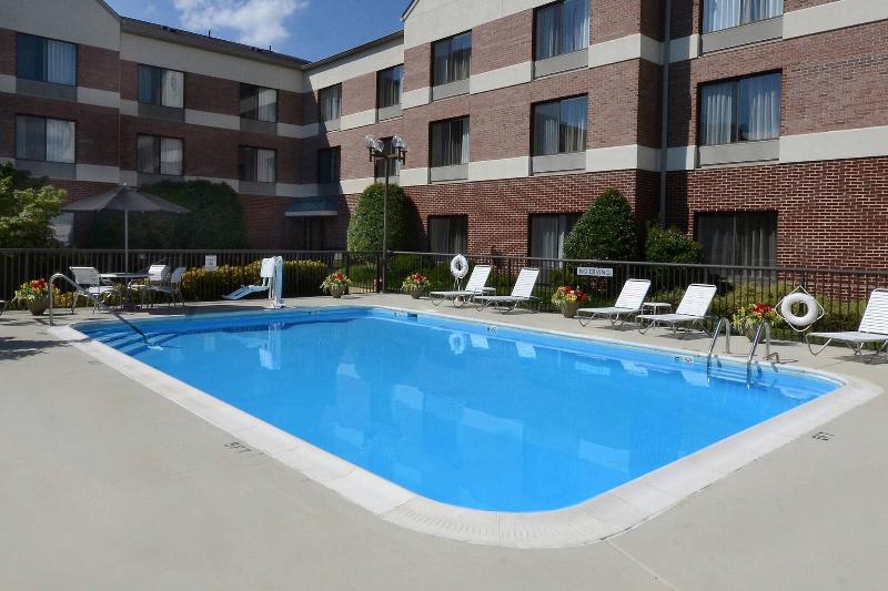 Fairfield Inn & Suites Charlottesville North image