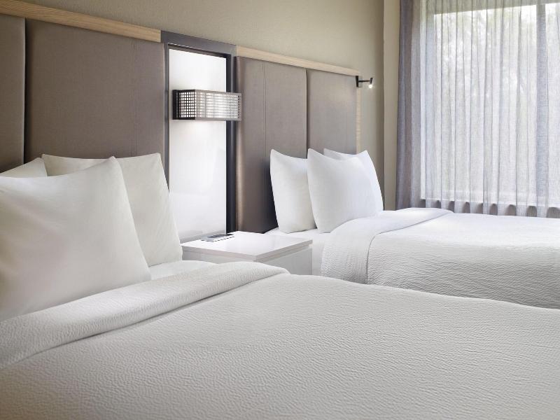 Springhill Suites Charlotte University Research Pa image