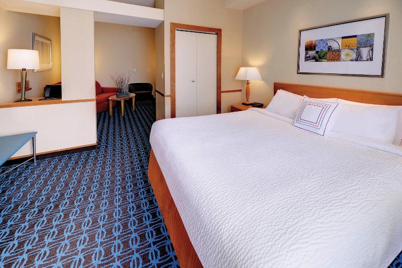 Fairfield Inn & Suites Wausau image