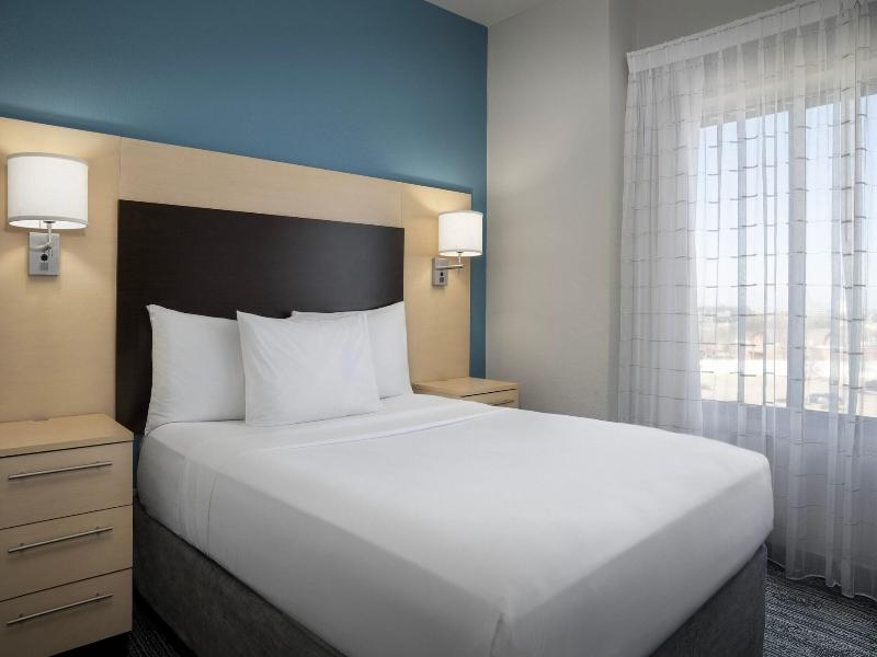 TownePlace Suites Dallas DeSoto image