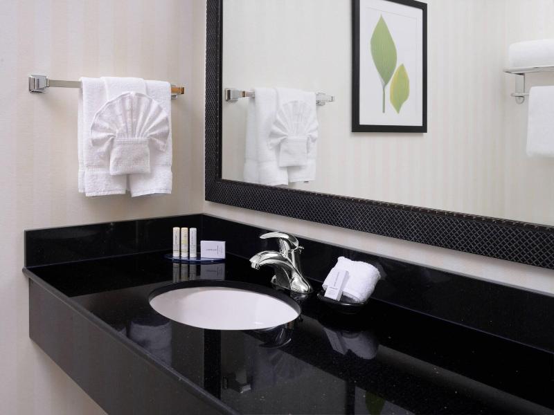 Fairfield Inn & Suites Dallas Plano/The Colony image