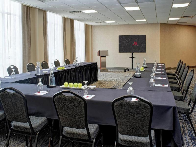 Auburn Hills Marriott Pontiac image