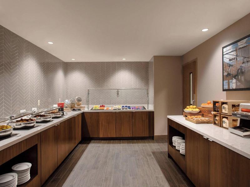 Auburn Hills Marriott Pontiac image