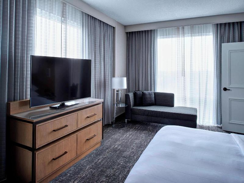 Auburn Hills Marriott Pontiac image