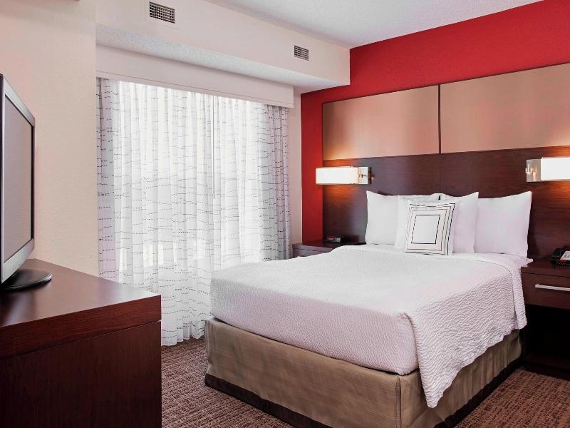 Residence Inn Detroit Pontiac/Auburn Hills image