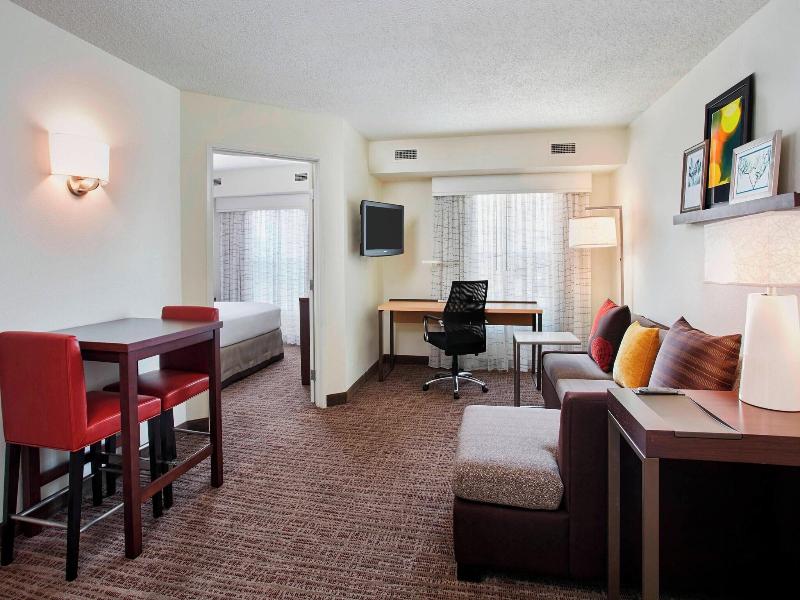 Residence Inn Detroit Pontiac/Auburn Hills image