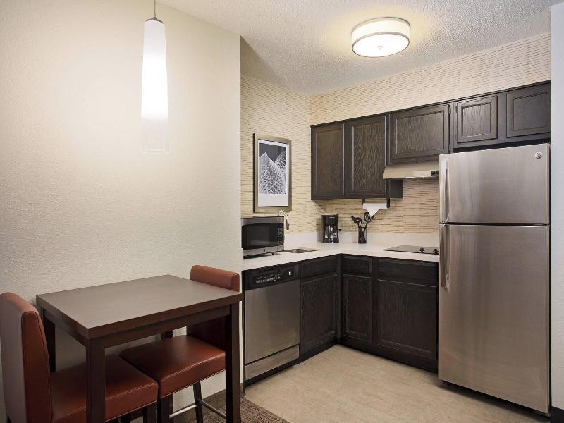Residence Inn Detroit Pontiac/Auburn Hills image