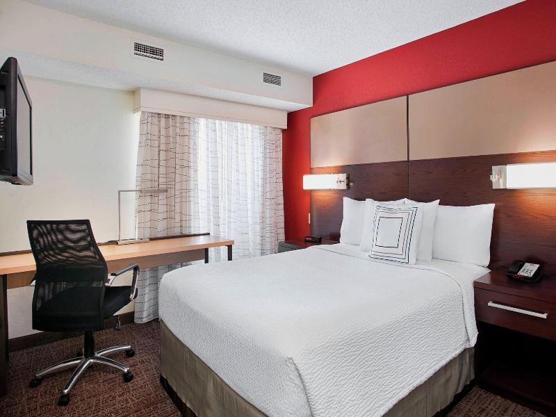 Residence Inn Detroit Pontiac/Auburn Hills image