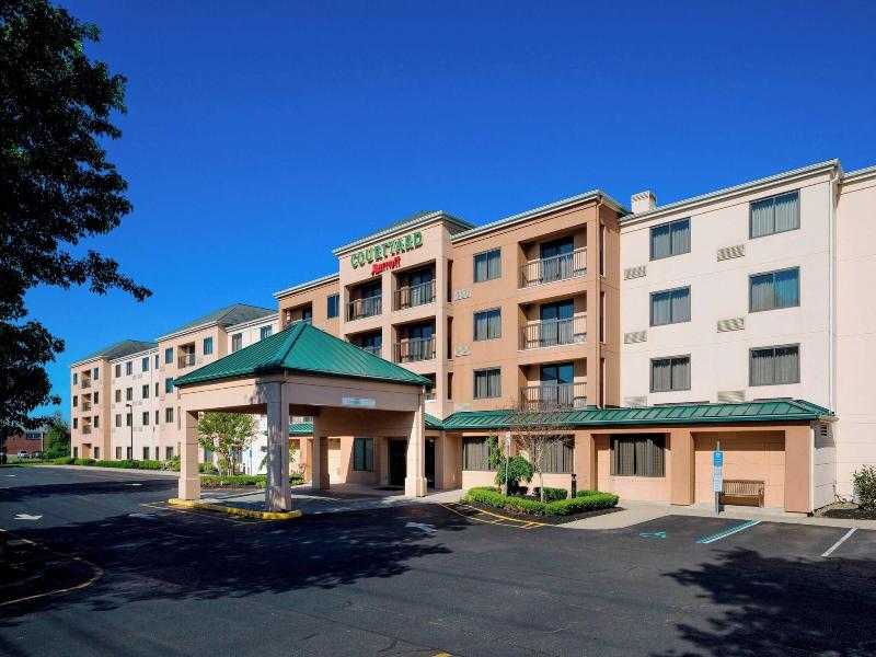 Courtyard Cranbury South Brunswick image