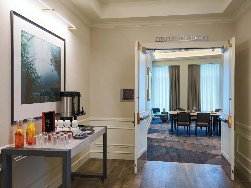 Renaissance Meadowlands Hotel image