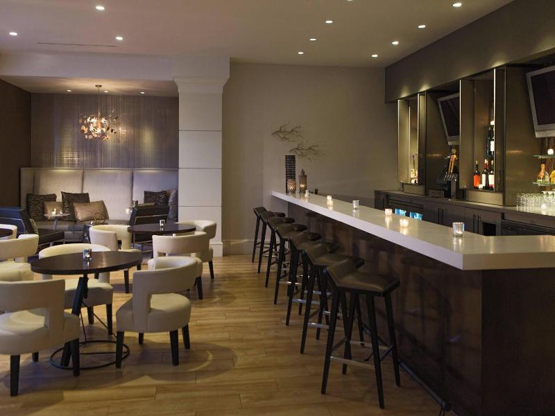 Renaissance Meadowlands Hotel image