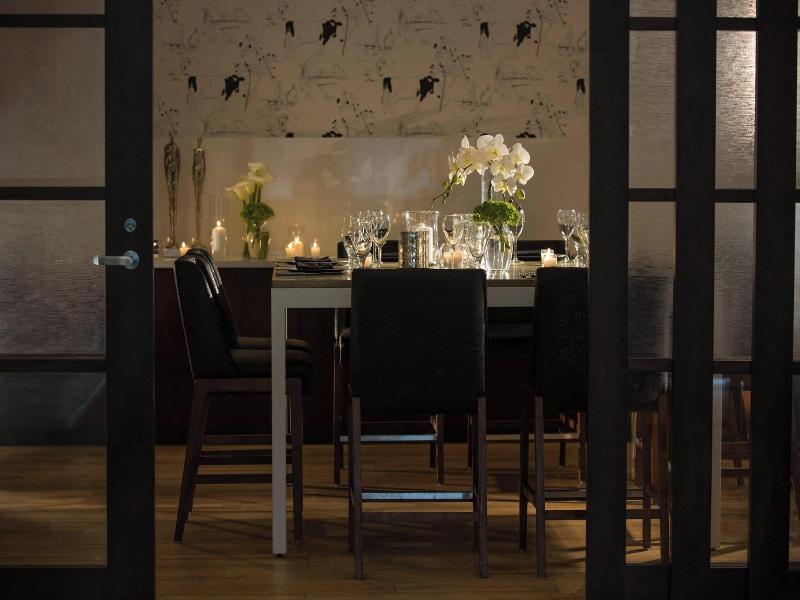 Renaissance Meadowlands Hotel image