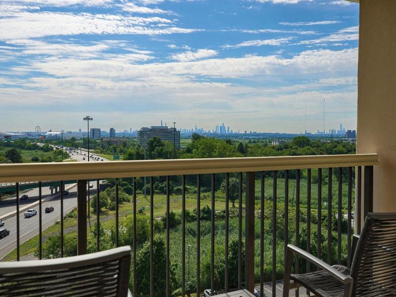 Renaissance Meadowlands Hotel image