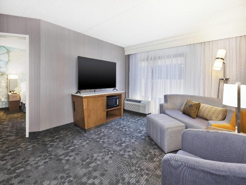 Courtyard Secaucus Meadowlands image