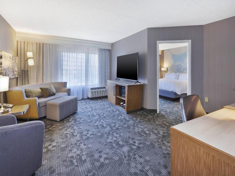 Courtyard Secaucus Meadowlands image