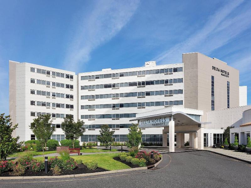 Delta Woodbridge Hotel image