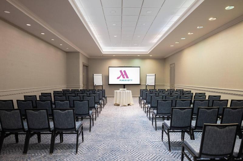 Mystic Marriott Hotel & Spa image