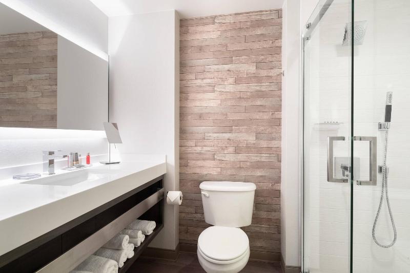 Mystic Marriott Hotel & Spa image