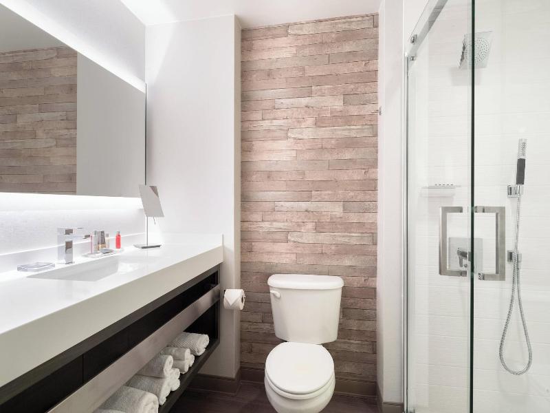 Mystic Marriott Hotel & Spa image