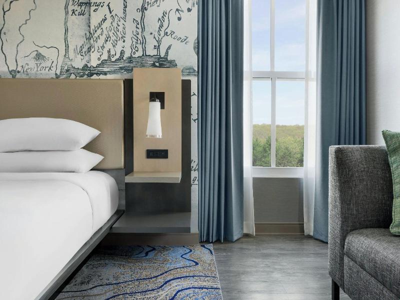 Mystic Marriott Hotel & Spa image