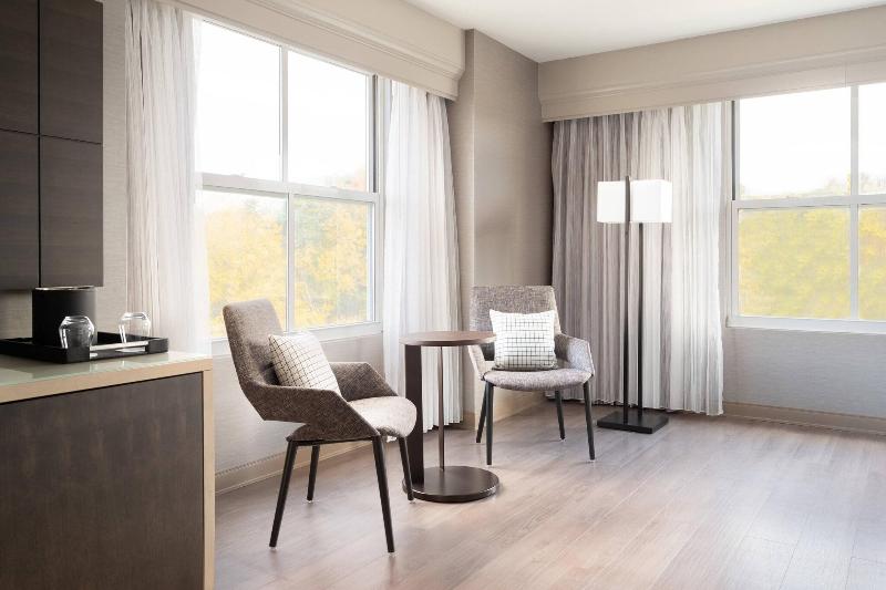 Mystic Marriott Hotel & Spa image