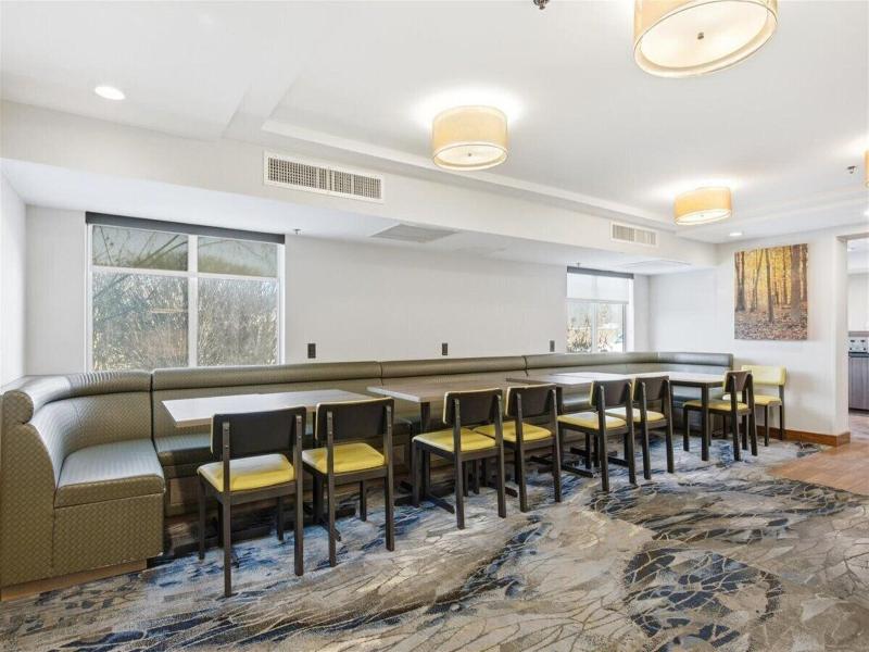 Fairfield Inn New Haven Wallingford image