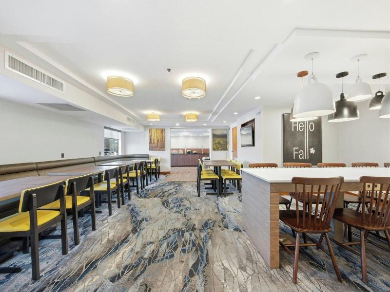Fairfield Inn New Haven Wallingford image
