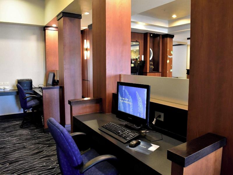 Fairfield Inn & Suites Strasburg Shenandoah Valley image