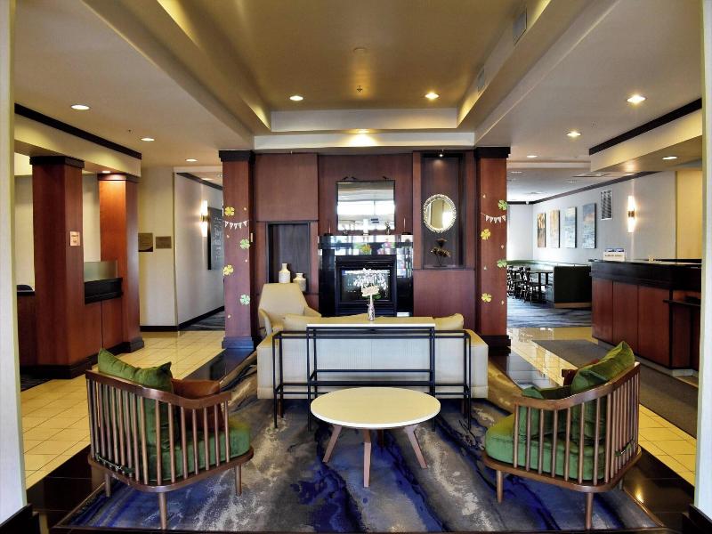 Fairfield Inn & Suites Strasburg Shenandoah Valley image