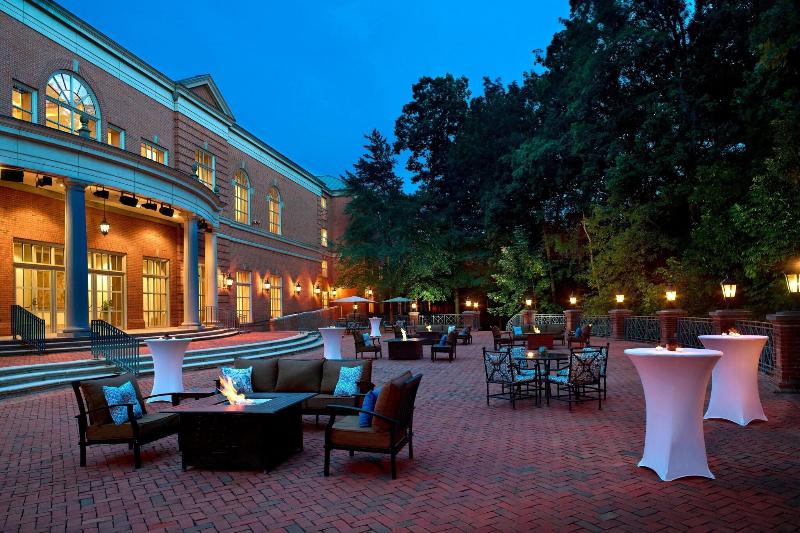 Westfields Marriott Washington Dulles image