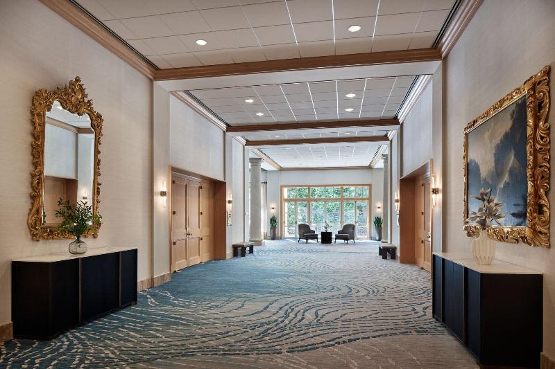 Westfields Marriott Washington Dulles image